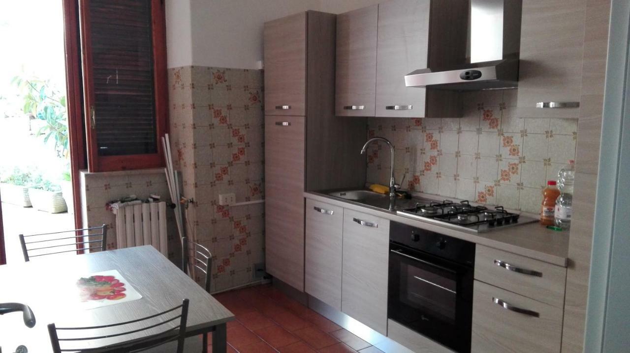 Acasadivalentina Villa Maranola Екстериор снимка
