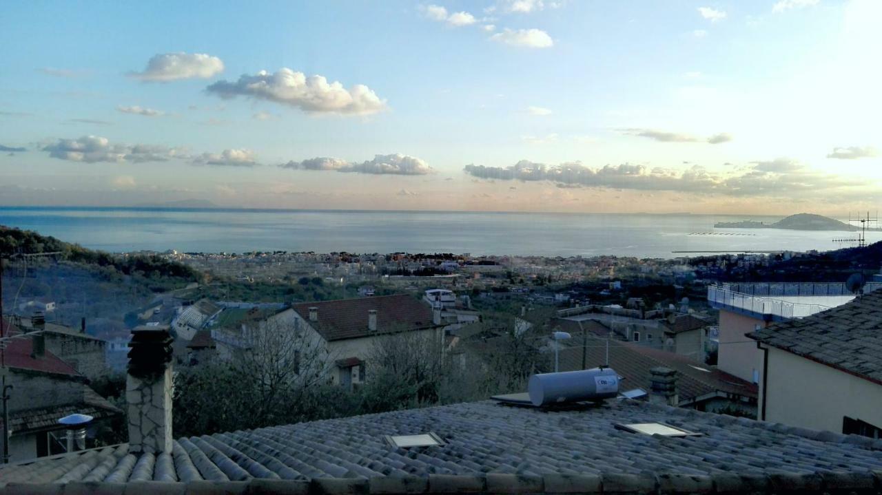 Acasadivalentina Villa Maranola Екстериор снимка
